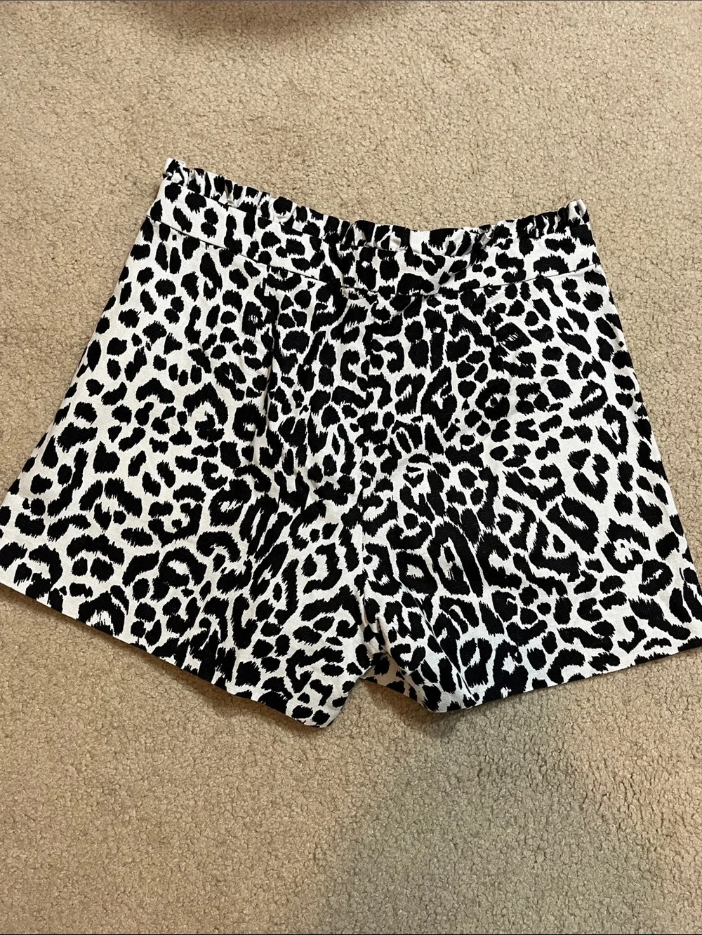 J. Crew Shorts Leopard Print Black & White Linen/Cotton Size 00 LIKE NEW